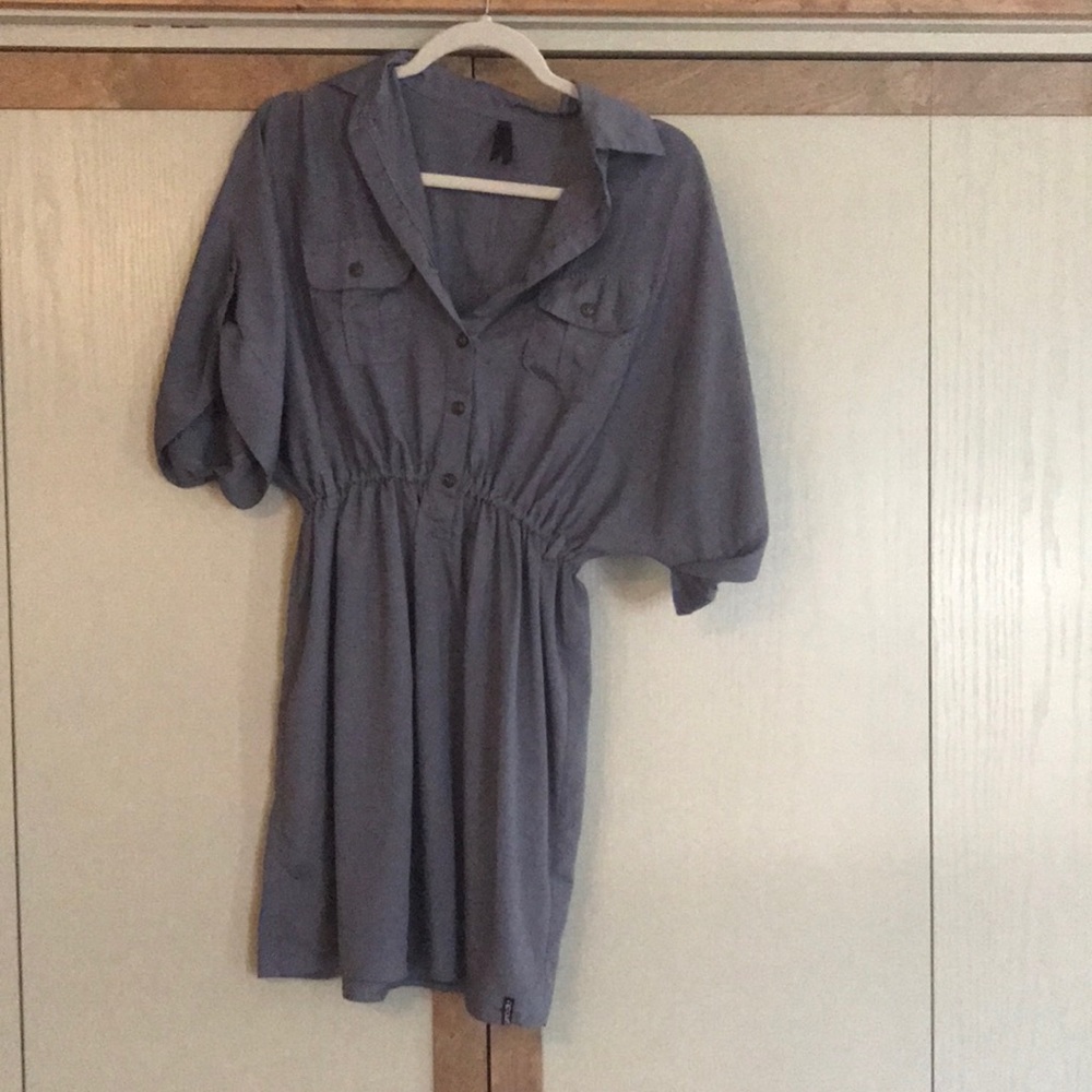 Cute, beachy Ripcurl dress